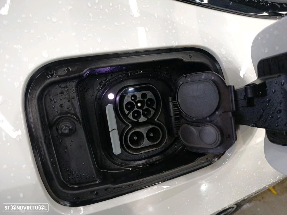 BMW i4 eDrive40 Pack Desportivo M - 11