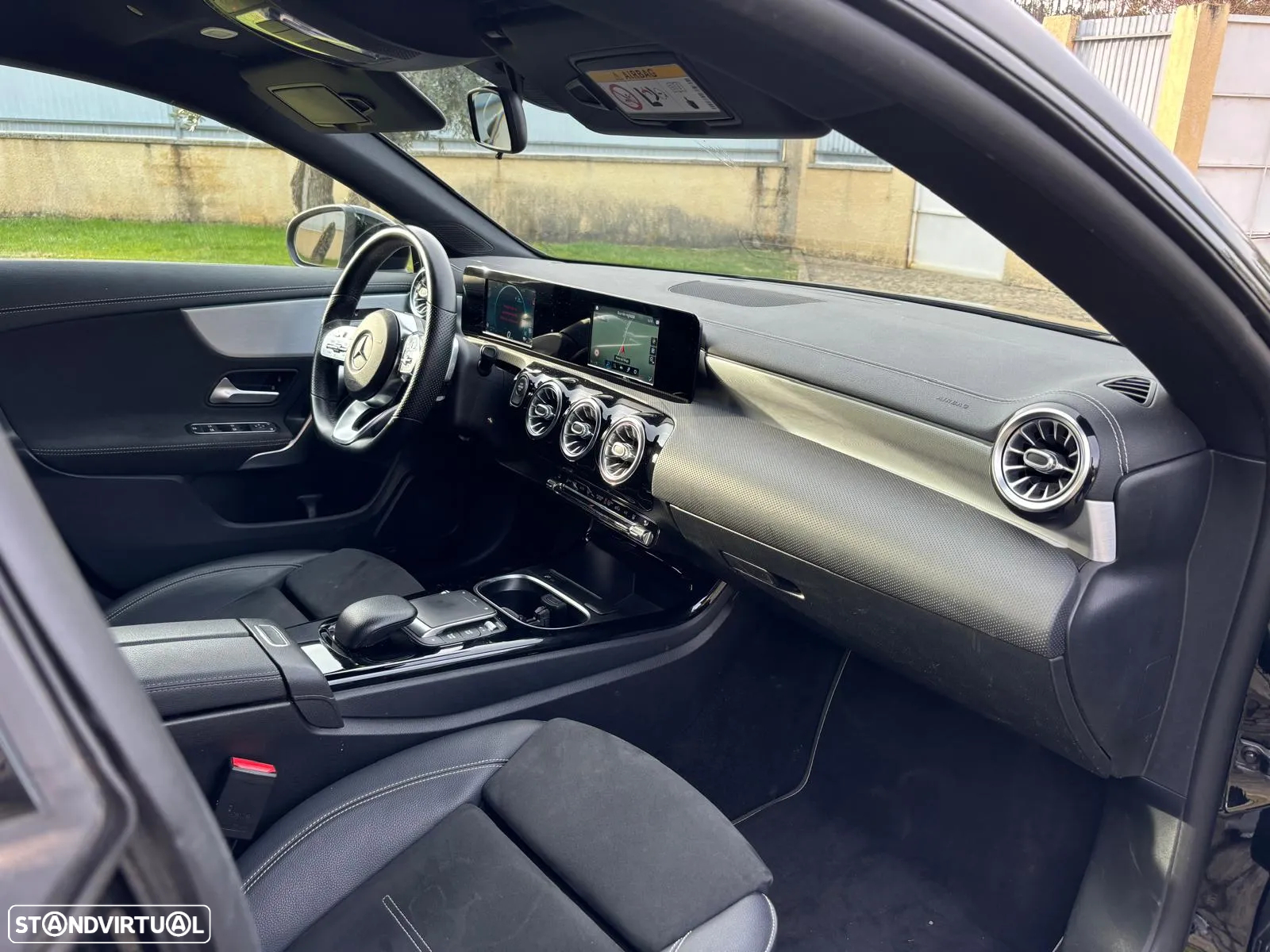 Mercedes-Benz CLA 250 e Shooting Brake AMG Line - 13