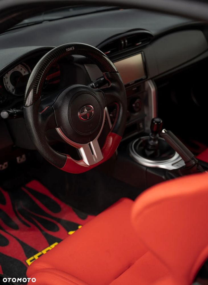 Toyota GT86 2.0 Premium - 5