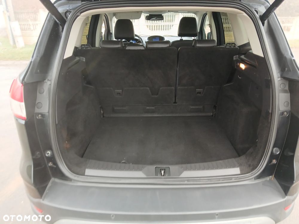 Ford Kuga 2.0 TDCi 4x4 Titanium - 14