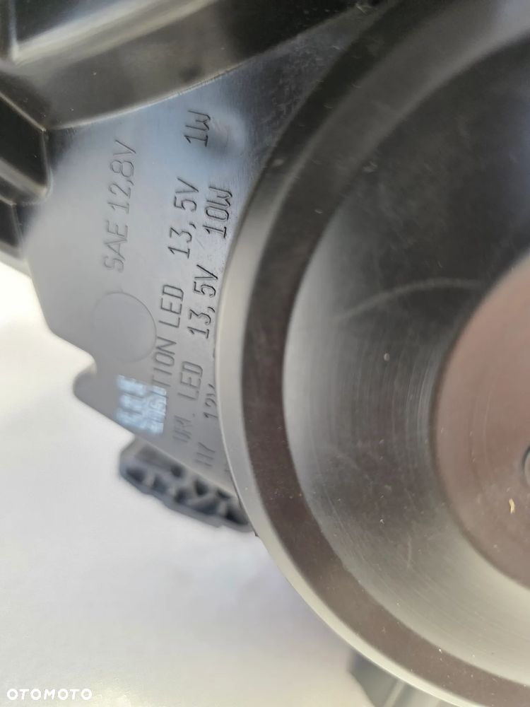 FORD FOCUS MK3 III LIFT 14- LEWA CIEMNA ZWYKŁA LAMPA LED , NR F1EB-13W030-GB , NR AUKCJI LPP260 - 18