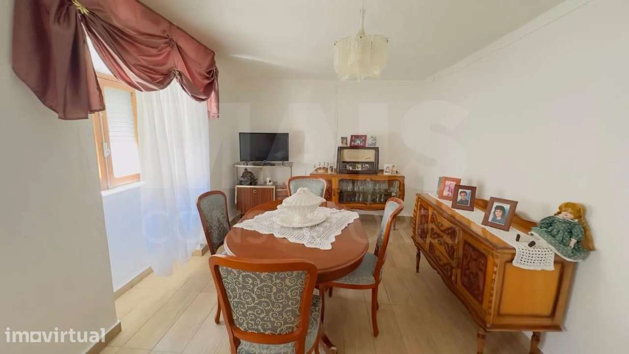 Moradia T5+1 Remodelada com Garagem, Anexo e Vista Panorâmica sobre... - Grande imagem: 4/43