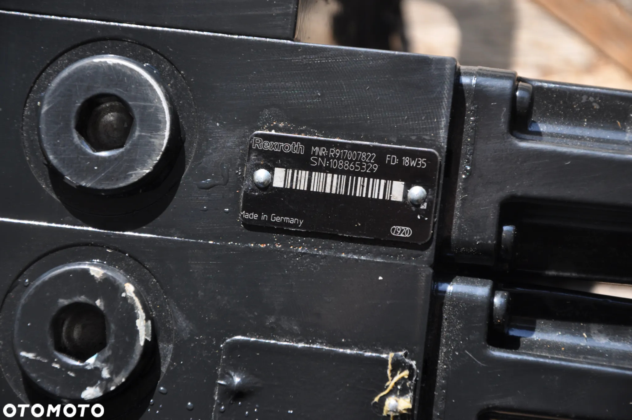 47433959 Zawór sterujacy Valve block  Rozdzielacz hydrauliczny Case New Holland Steyer - 9