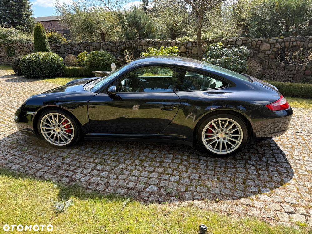 Porsche 911 Carrera 4S - 12