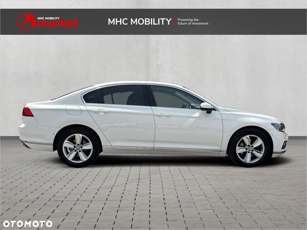 Volkswagen Passat 2.0 TDI 4Mot Elegance DSG - 6