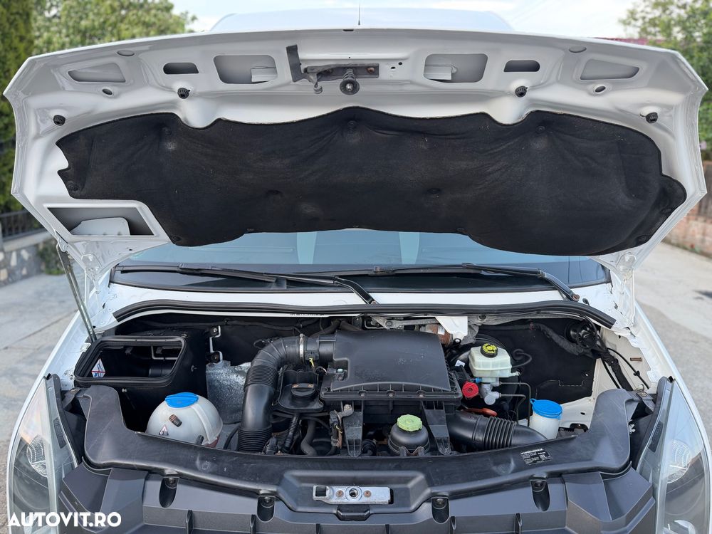 Volkswagen Crafter - 13