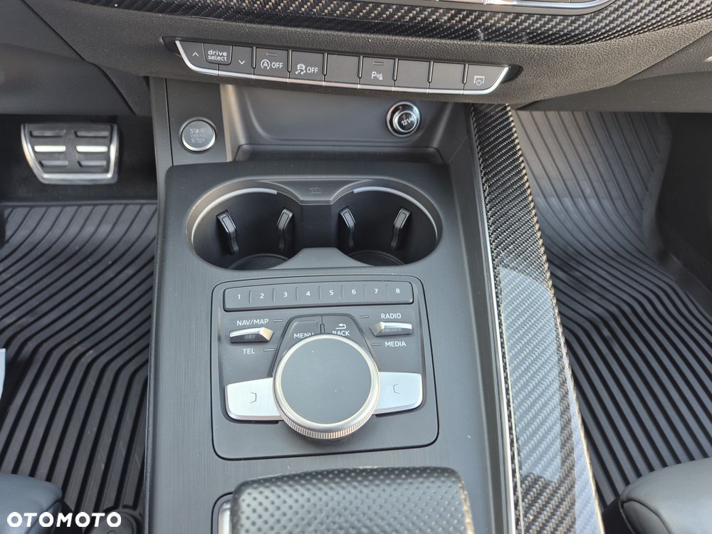 Audi A4 Avant 3.0 TDI quattro tiptronic sport - 38