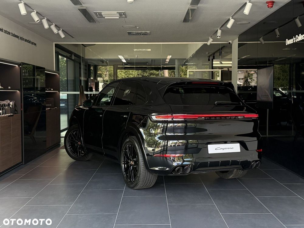Porsche Cayenne - 5