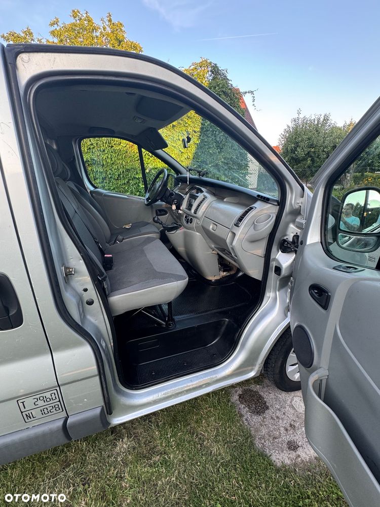 Opel Vivaro Long - 10