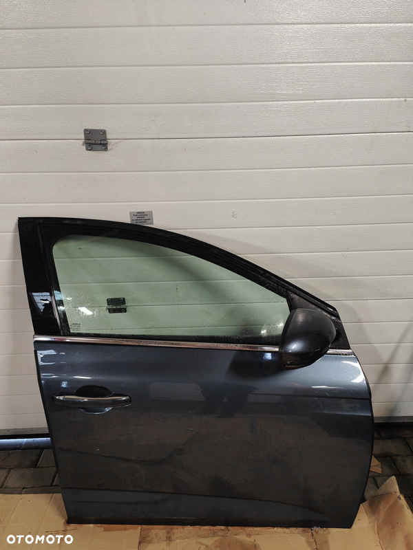 Drzwi Renault Megane IV prawy przód kompletne demontaż