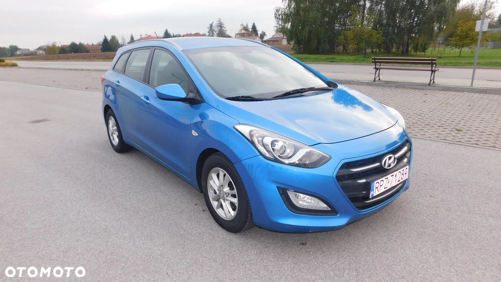 Hyundai i30 1.6 Comfort - 1