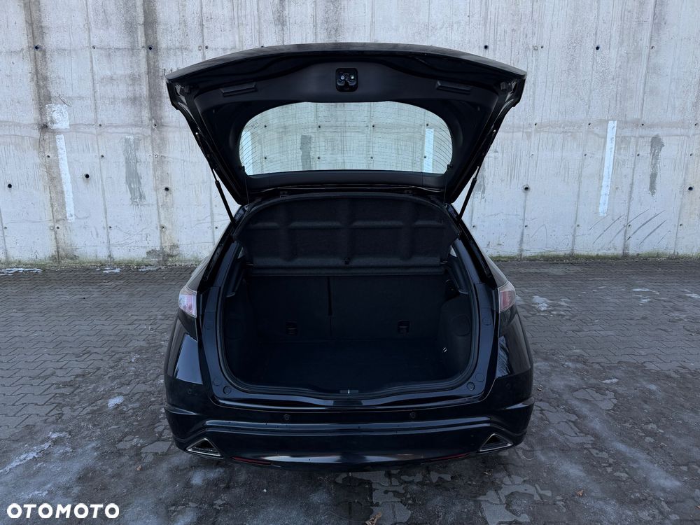 Honda Civic 1.8 GT Special Edition - 16