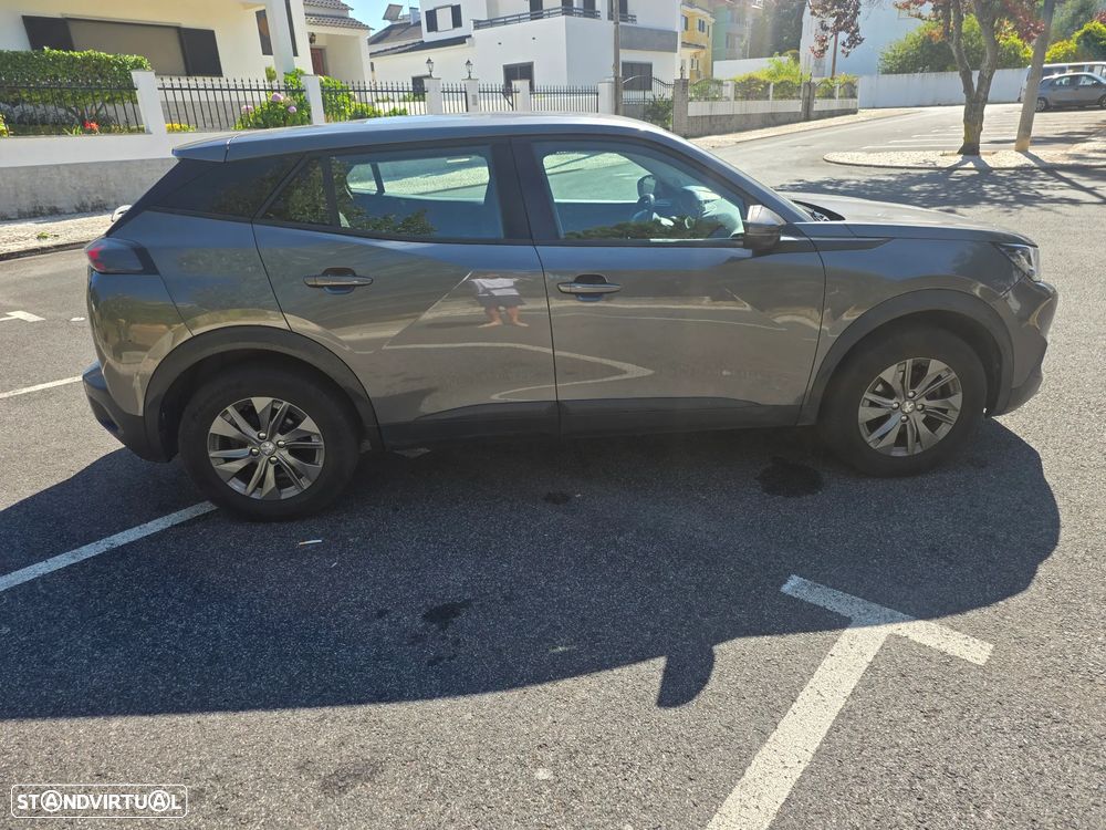 Peugeot 2008 1.2 PureTech Allure Pack - 4