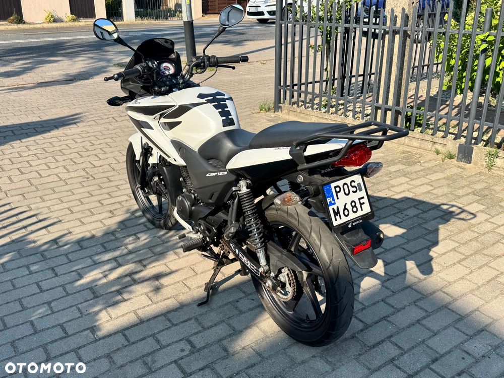 Honda CBF - 3
