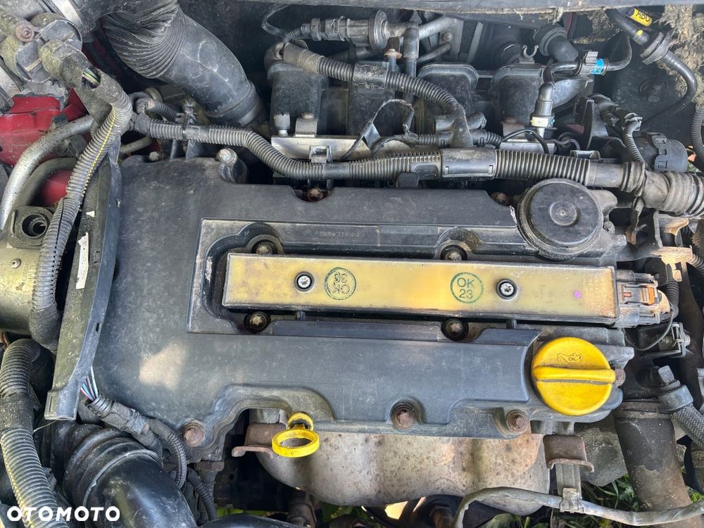 OPEL ASTRA IV J CORSA D ORAZ E MERIVA B SILNIK KOMPLETNY 1.4 16V KOD A14XER - 1