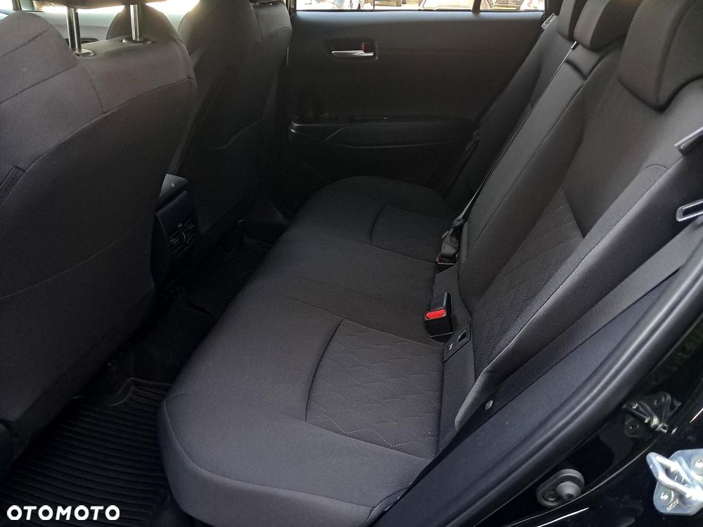 Toyota Corolla Cross - 13