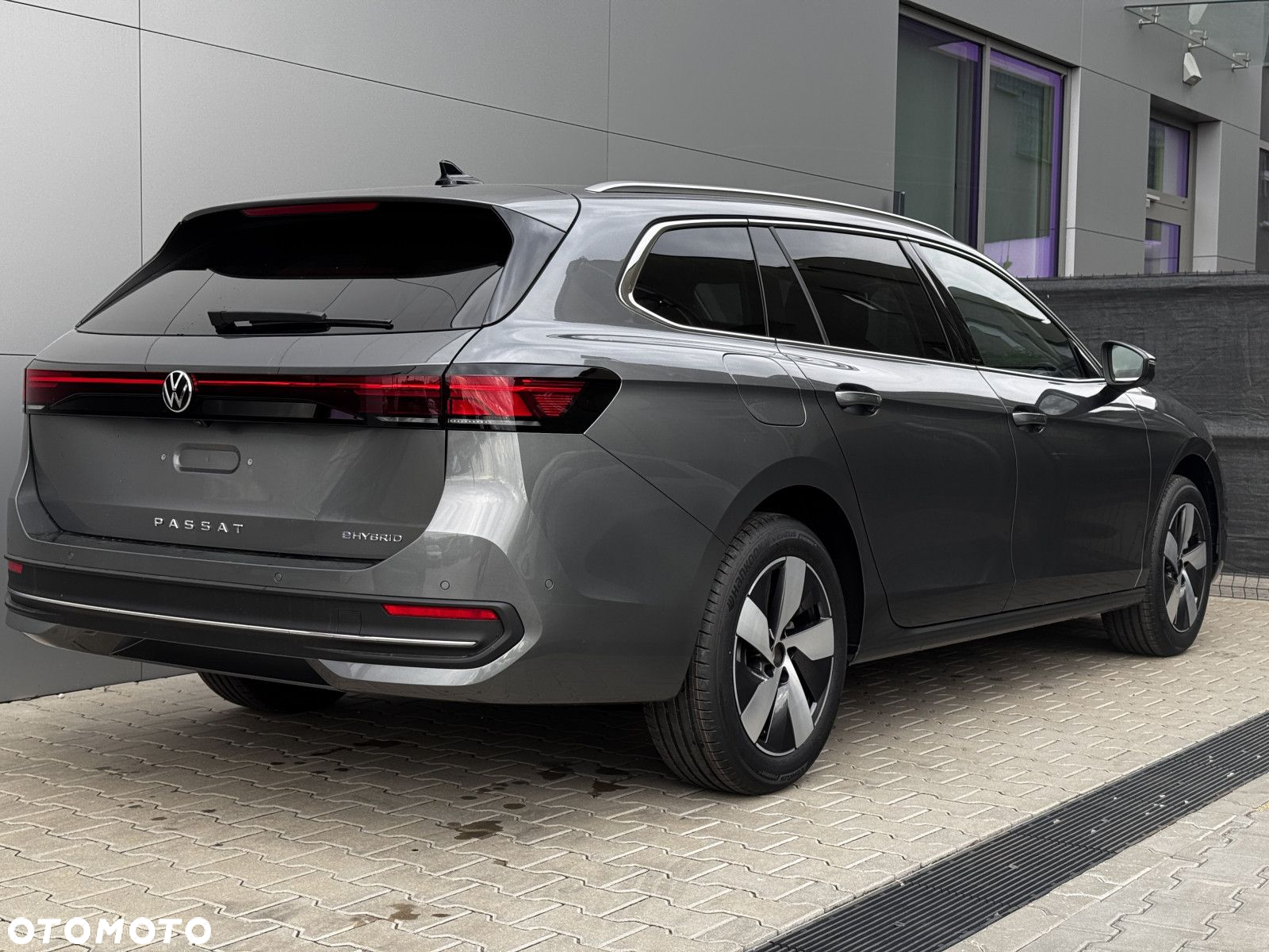 Volkswagen Passat - 8