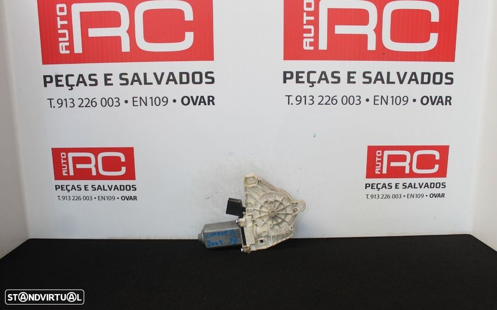 Motor Elevador Vidro Mercedes Classe B de 2009 - 1