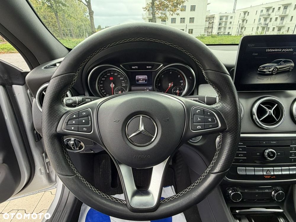 Mercedes-Benz CLA 200 (CDI) d 7G-DCT AMG Line - 22