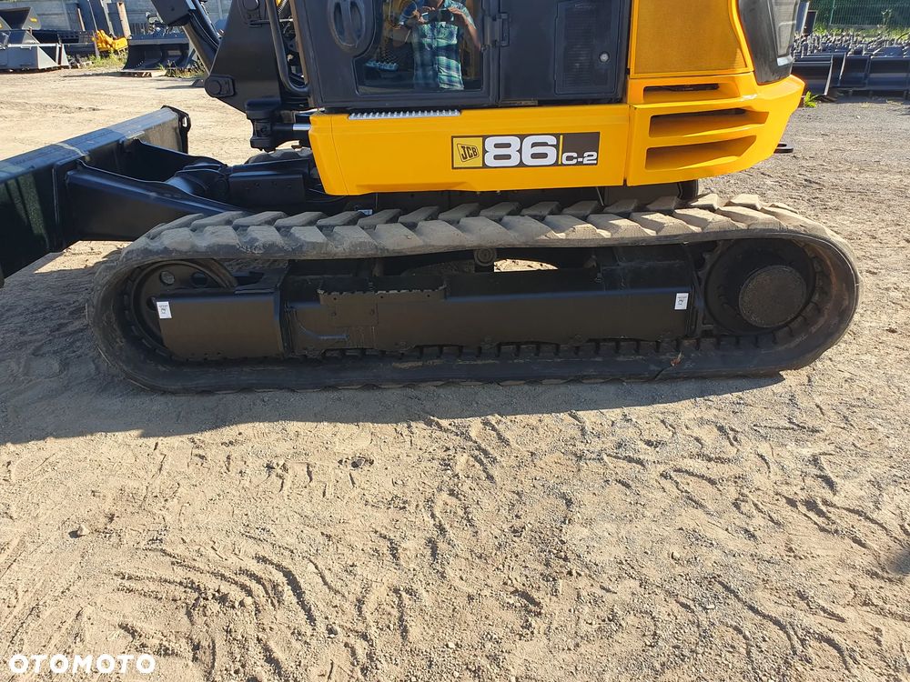 JCB 86C-2 - 19