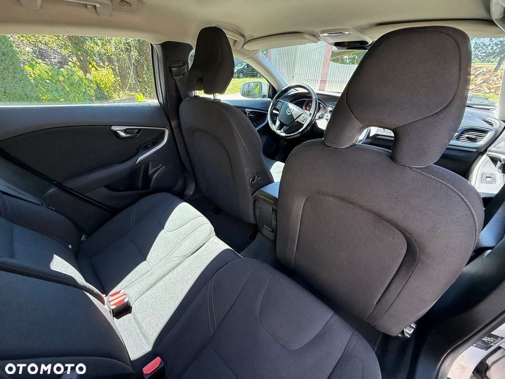 Volvo V40 D4 Drive-E Kinetic - 13