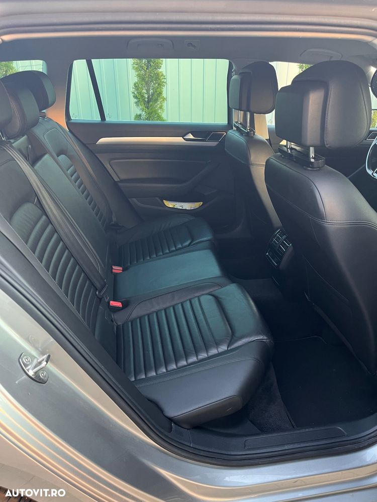 Volkswagen Passat 1.6 TDI Comfortline - 9