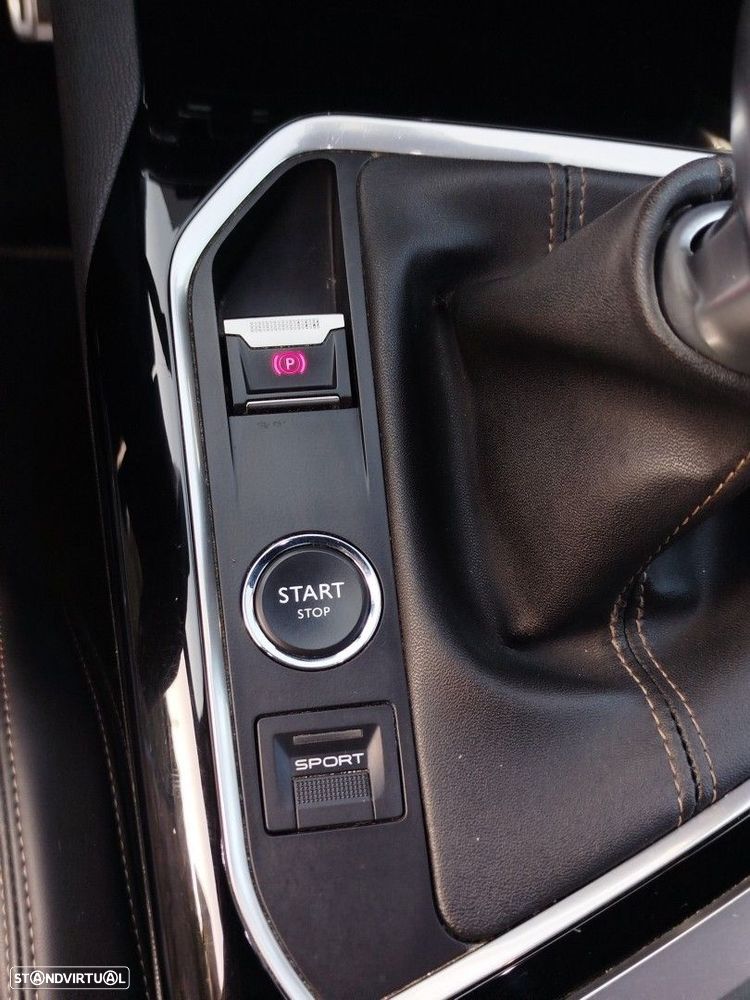 Peugeot 3008 1.2 PureTech GT Line - 21