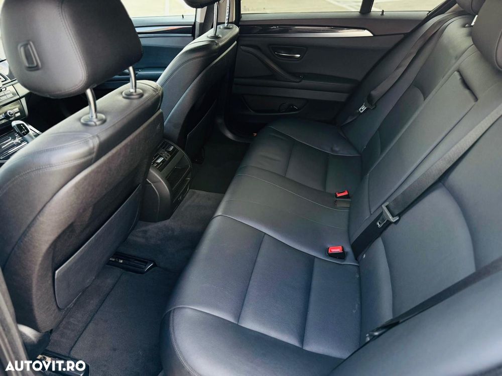 BMW Seria 5 525d xDrive Sport-Aut. Luxury Line - 4