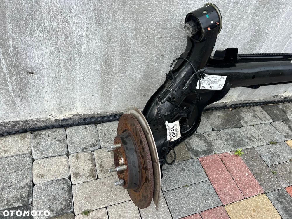 OŚ BELKA TYŁ TYLNA ZAWIESZENIE FORD FOCUS MK4 HTB HATCHBACK ORYGINAŁ SUPER STAN Z AUTA Z 2019 ROKU - 2