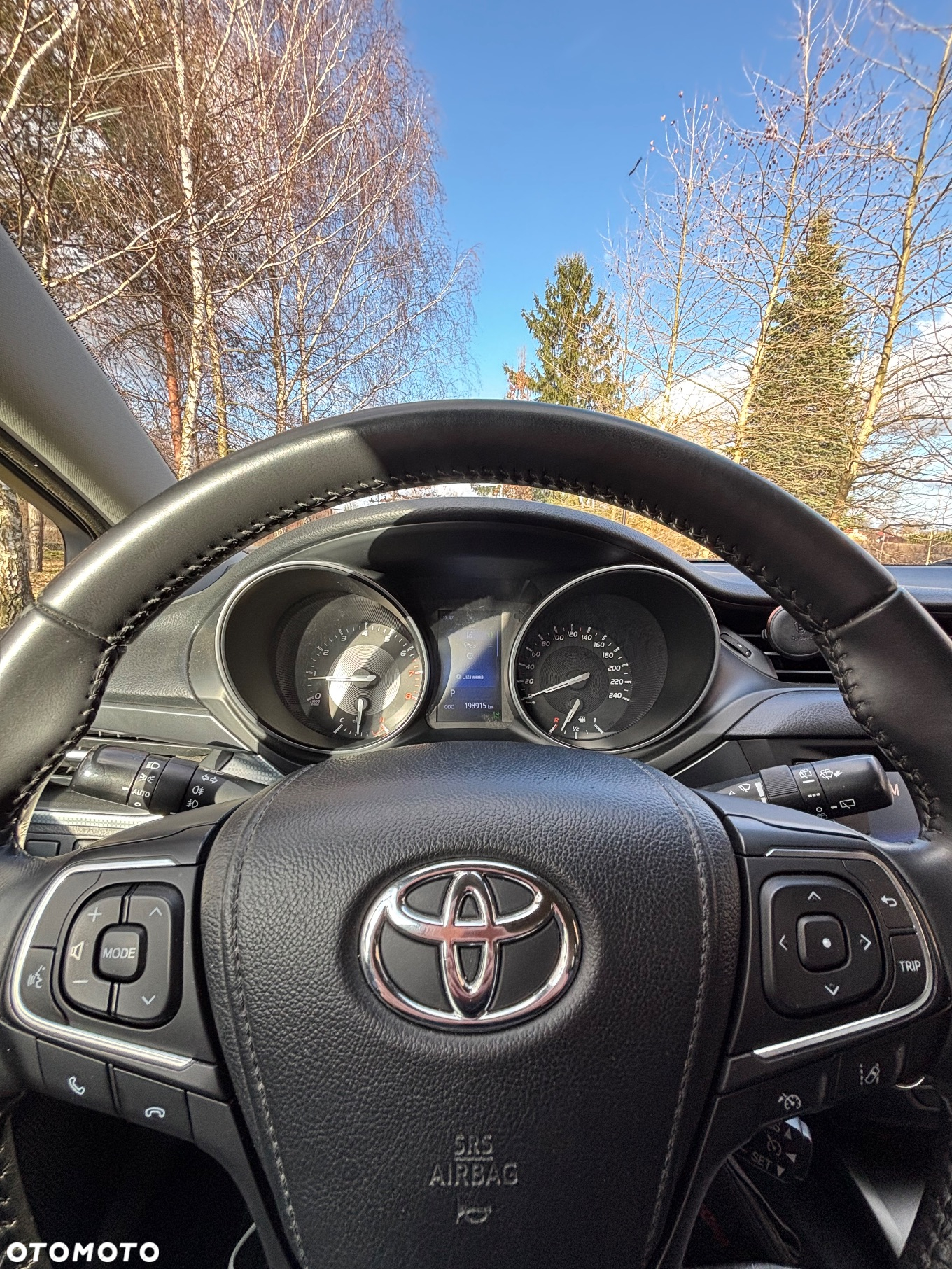 Toyota Avensis 1.8 Premium MS - 13