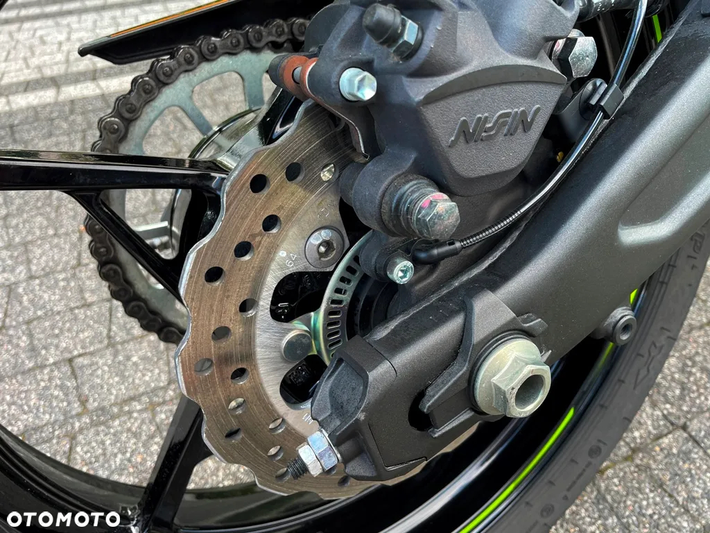 Kawasaki Ninja - 12