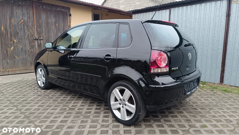 Volkswagen Polo - 8