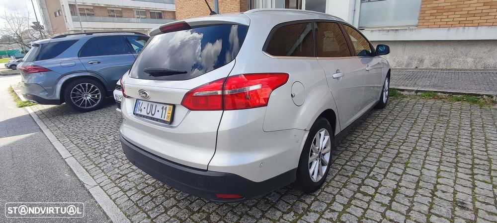 Ford Focus SW 1.5 TDCi EcoBlue Titanium - 9