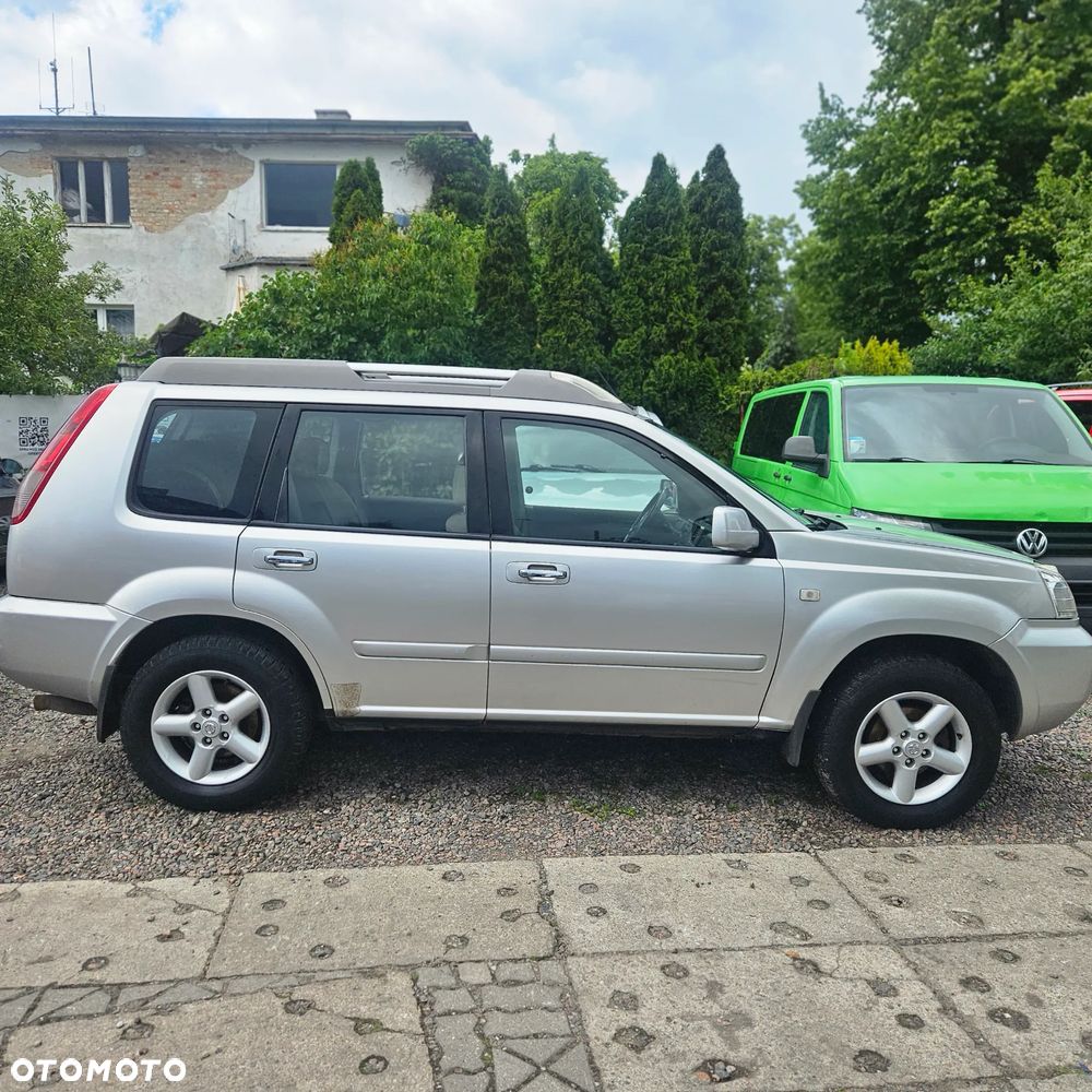 Nissan X-Trail 2.2 dCi Elegance - 4