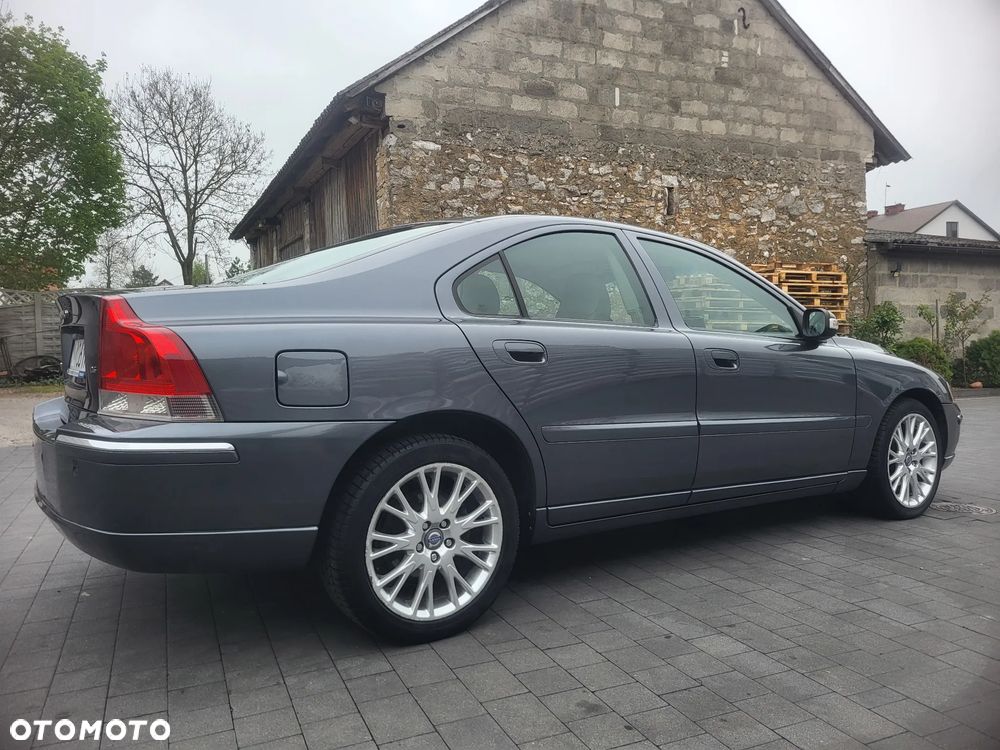 Volvo S60 D5 Summum - 6