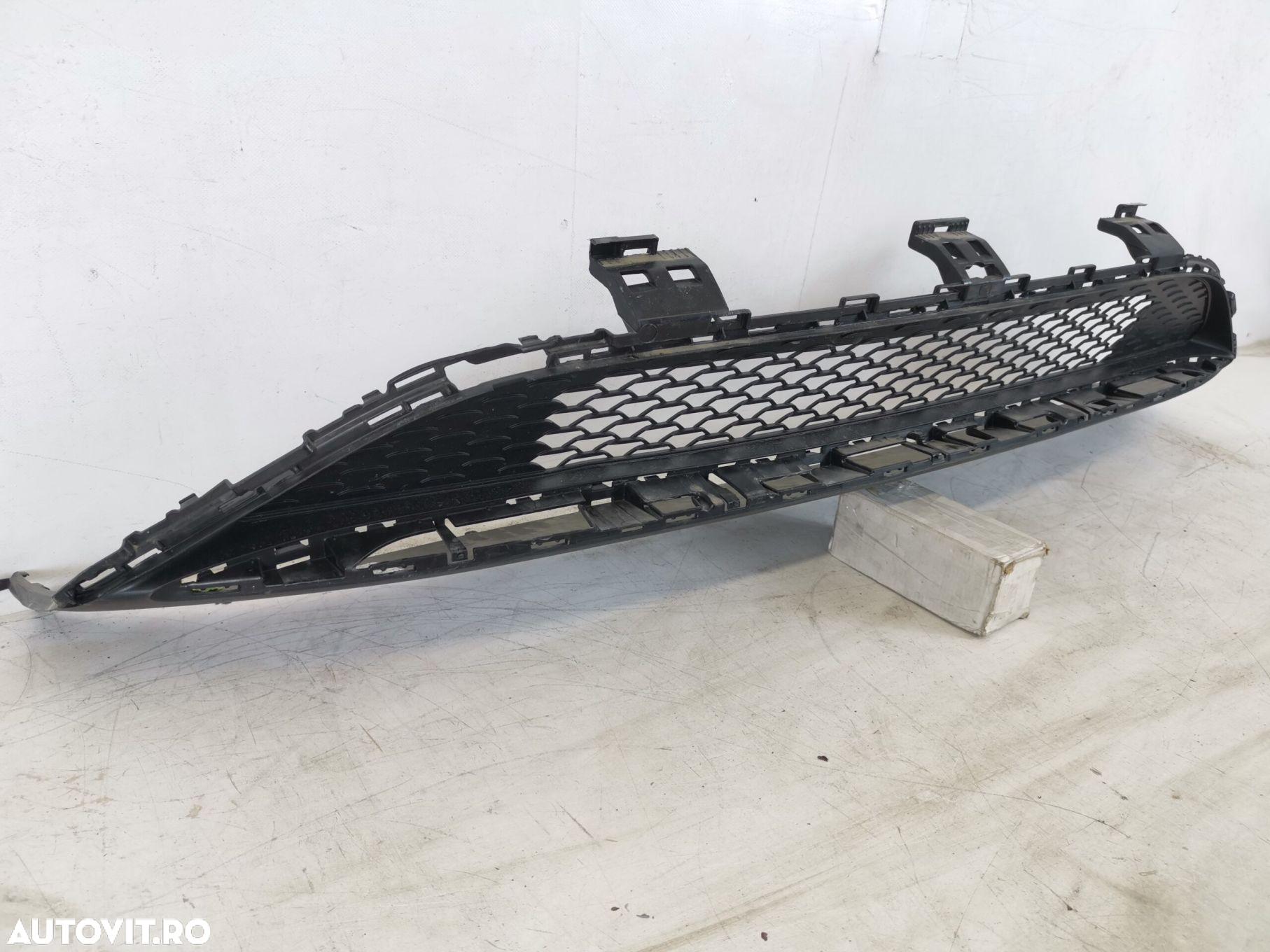 Grila Inferioara Bara Fata GLE W167 AMG   Originala In Stare Buna - 3