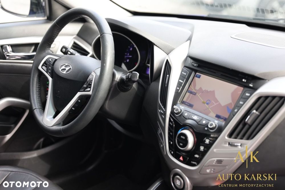 Hyundai Veloster - 41