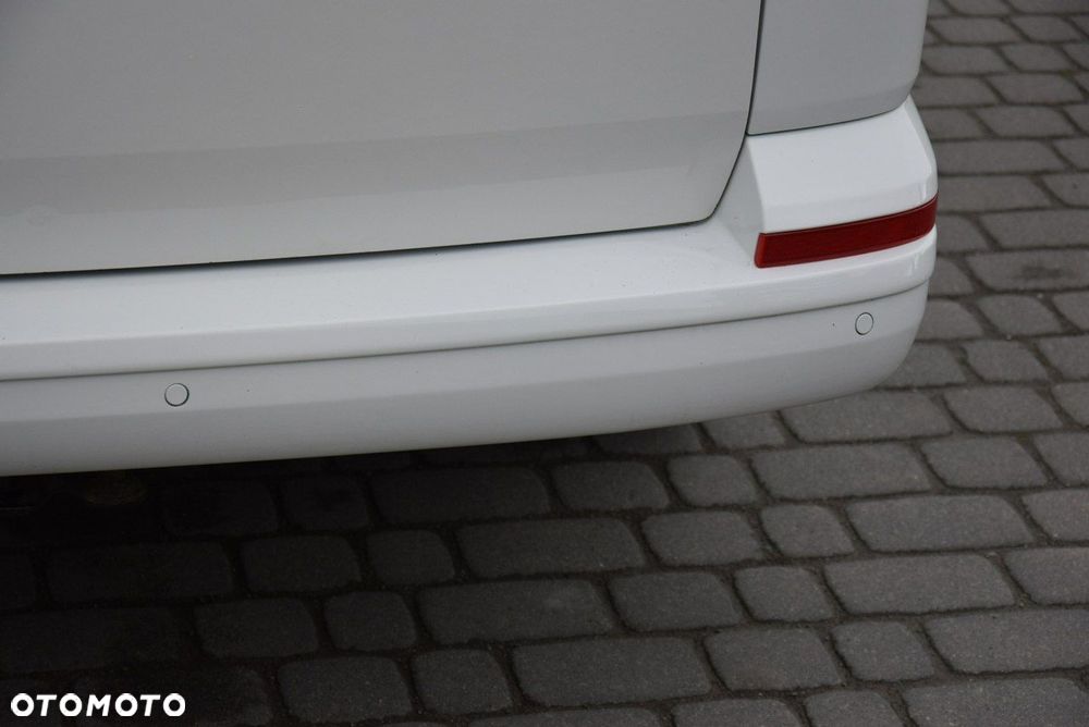 Volkswagen Transporter Caravelle DSG Kurz Highline - 16