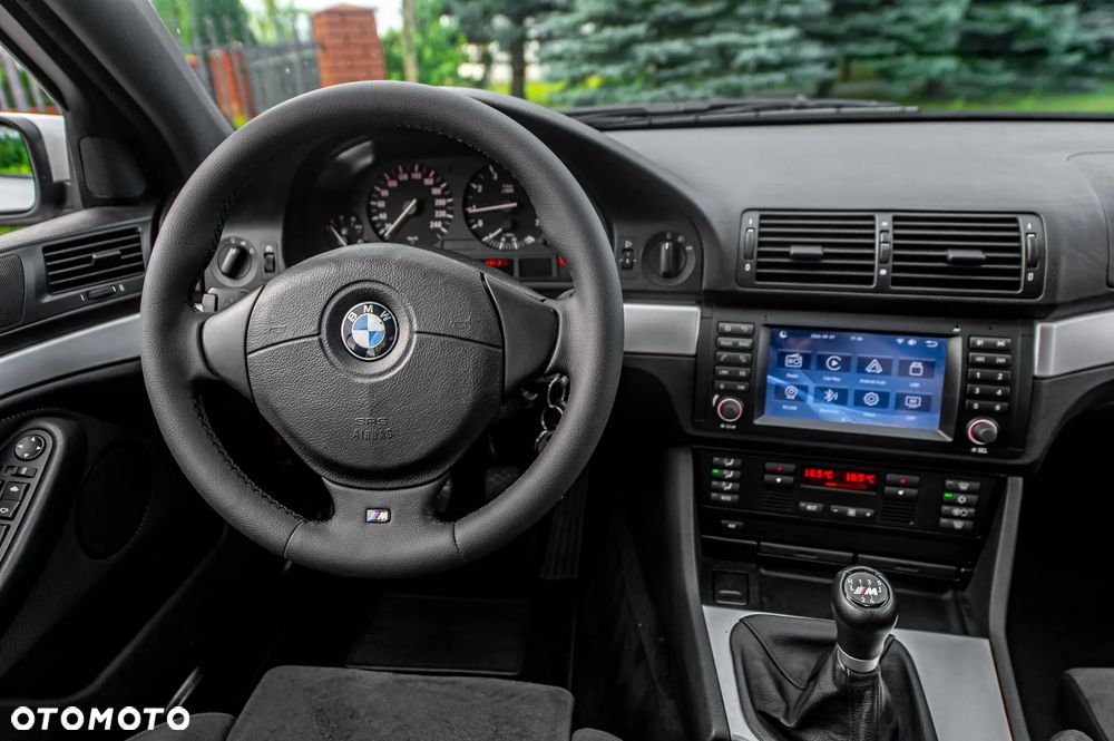 BMW Seria 5 523i - 30