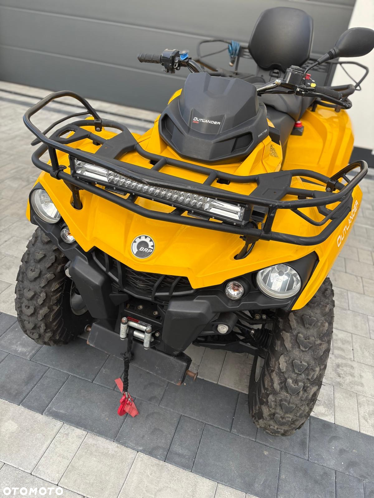 Can-Am Outlander Max - 16