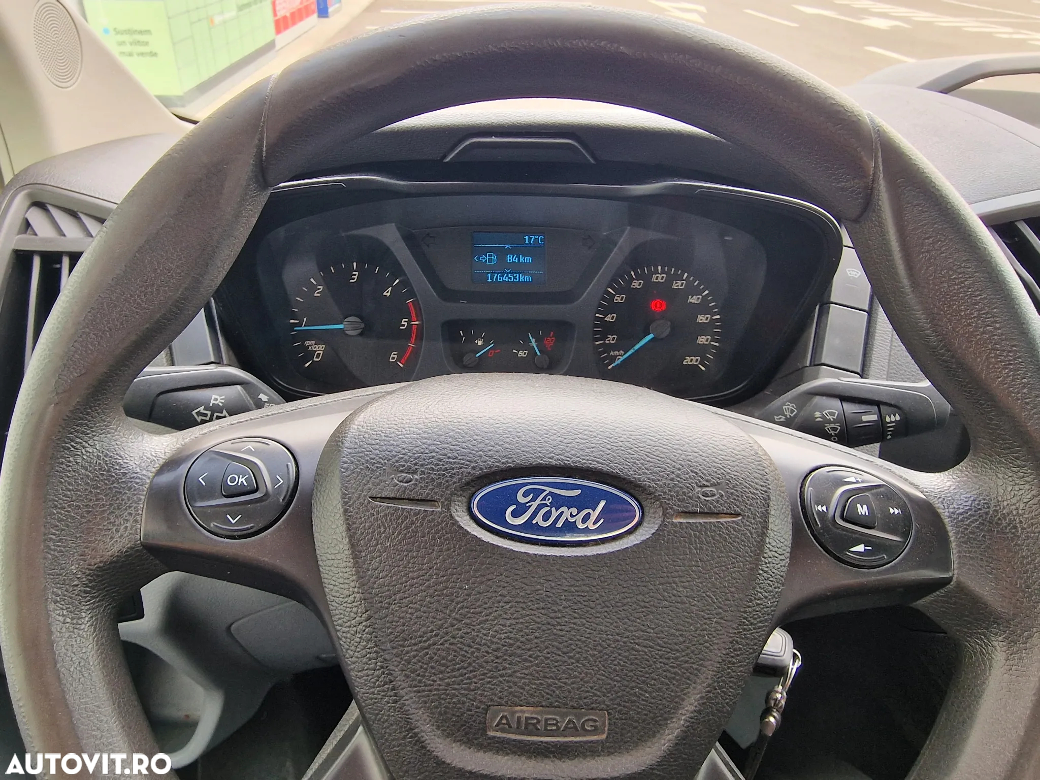 Ford Transit - 18