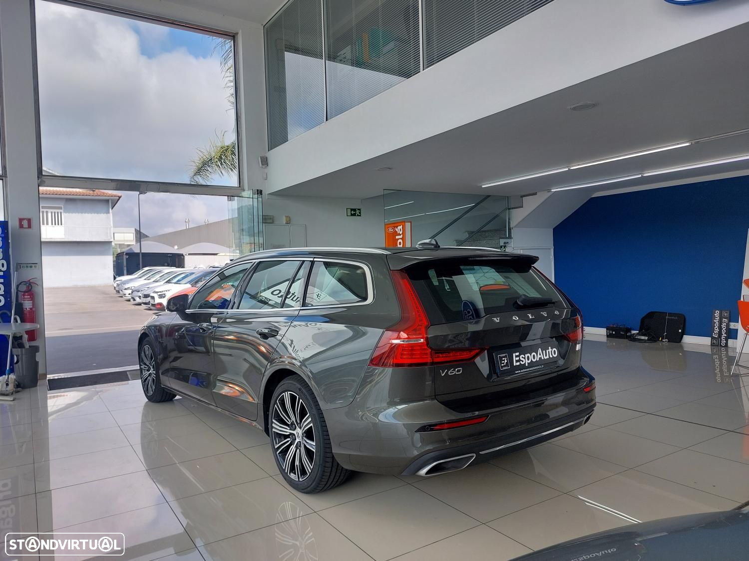 Volvo V60 2.0 T6 AWD TE Inscription Expression - 5