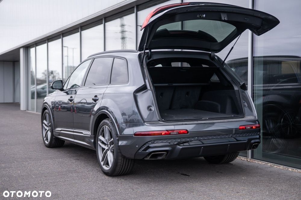 Audi Q7 - 9