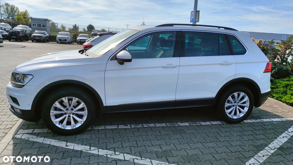 Volkswagen Tiguan - 17