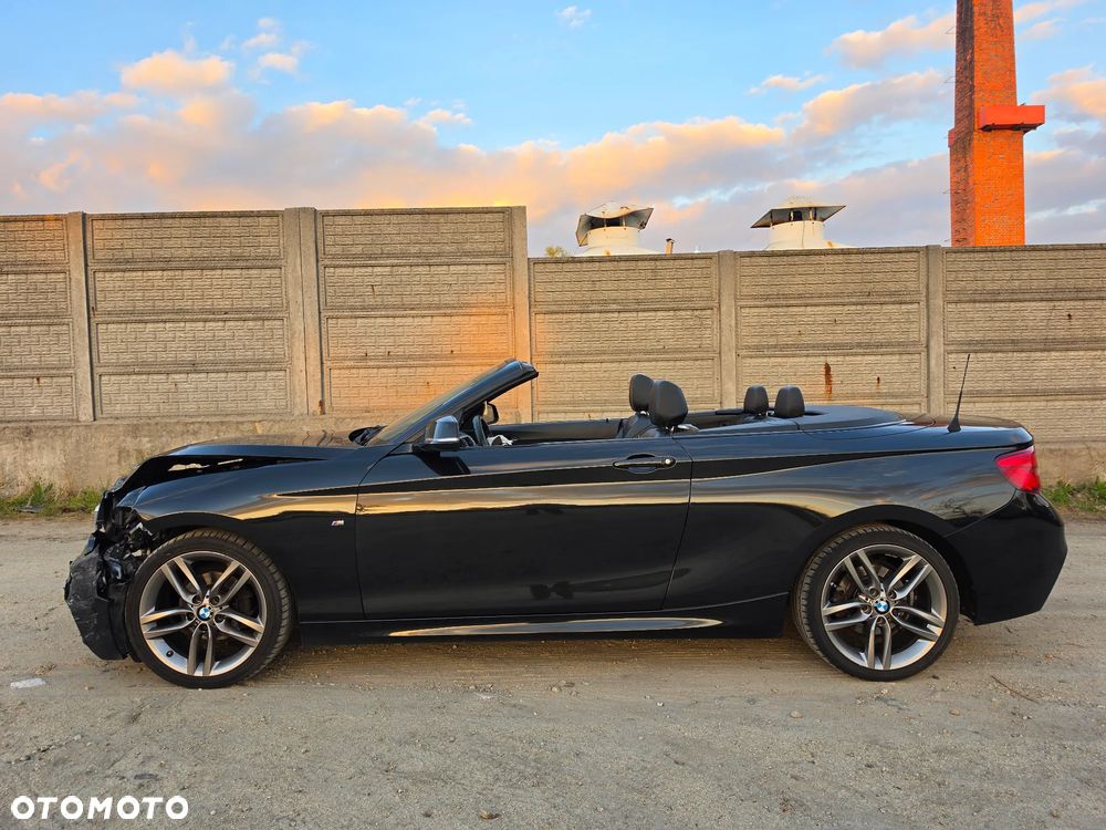 BMW Seria 2 218d M Sport - 5