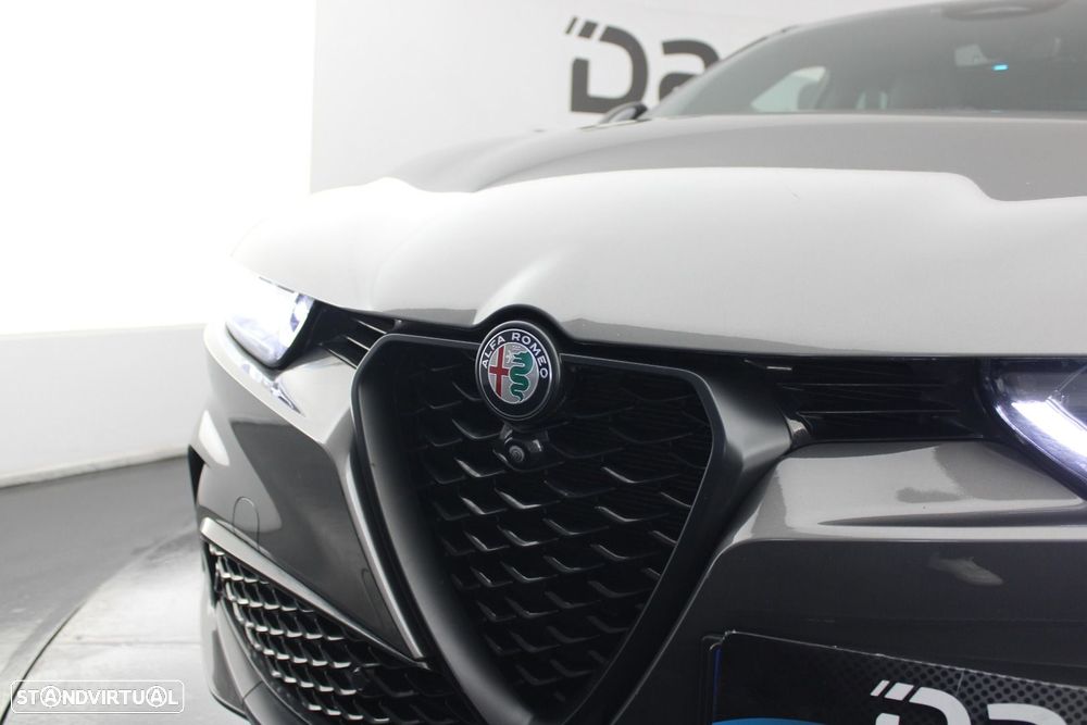 Alfa Romeo Tonale 1.3 Plug-In Hybrid Veloce e-AWD - 39