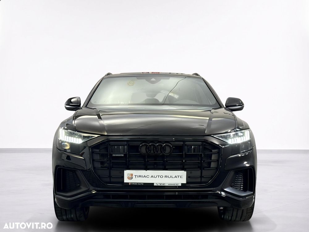 Audi Q8 - 9
