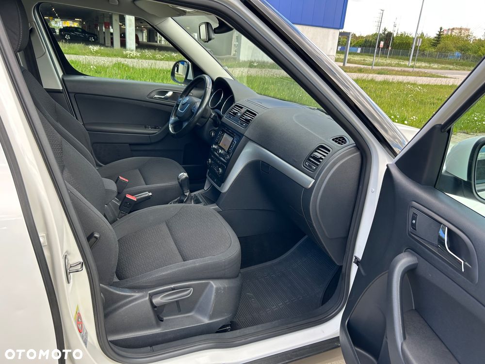 Skoda Yeti 1.2 TSI Experience PLUS EDITION - 19