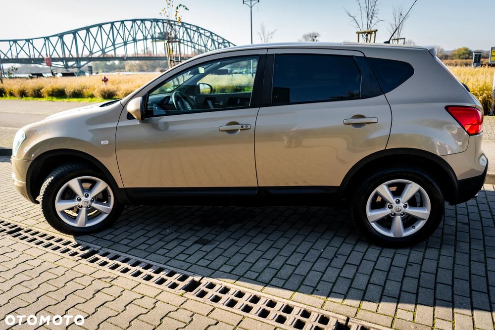 Nissan Qashqai 2.0 dCi 4x4 Tekna - 1