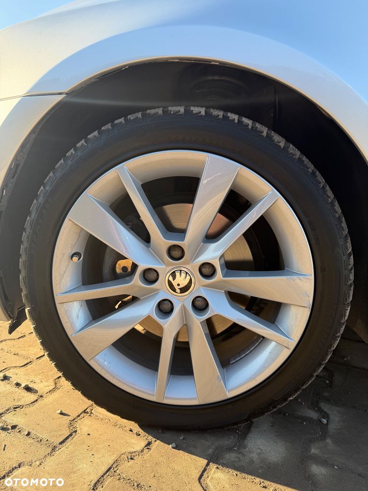 Skoda Octavia 2.0 TDI 4x4 Style DSG - 18